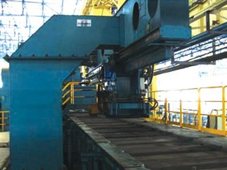 悬臂齿条式定尺机